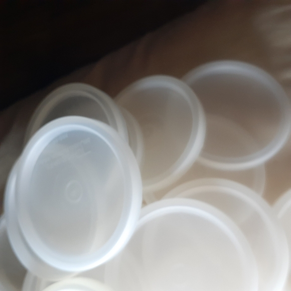 Vtg {4} Tupperware Tumbler Seal Lids 296 *Set of 4* *4 Pack* - Picture 11 of 16